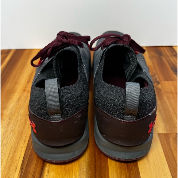 Under Armour Men's Cross Trainer pre-owned gray/maroon colorway - Picture 5 of 5